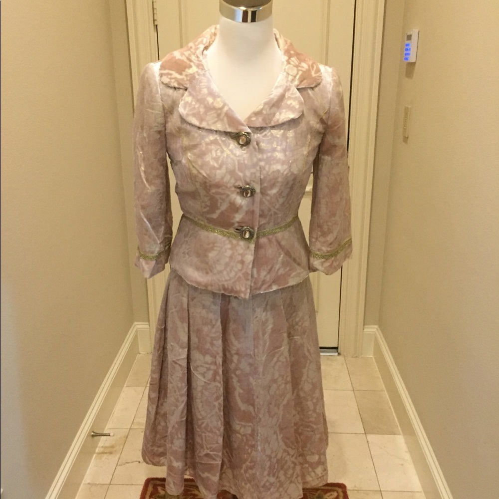 Cynthia Steffe, Pristine Condition